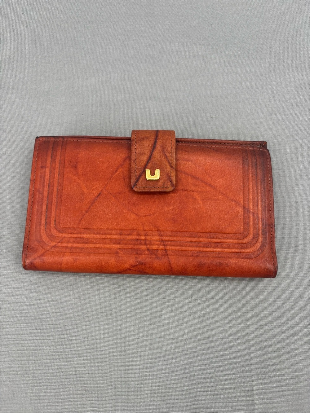 Vintage Baronet Leather Wallet Clutch in Distressed Cognac Brown